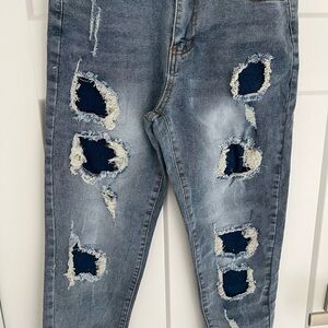 Trendy Distressed Skinny Jeans in Blue
